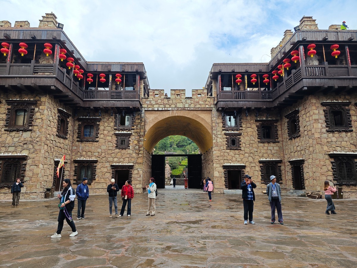 1112中国古羌城(局部)