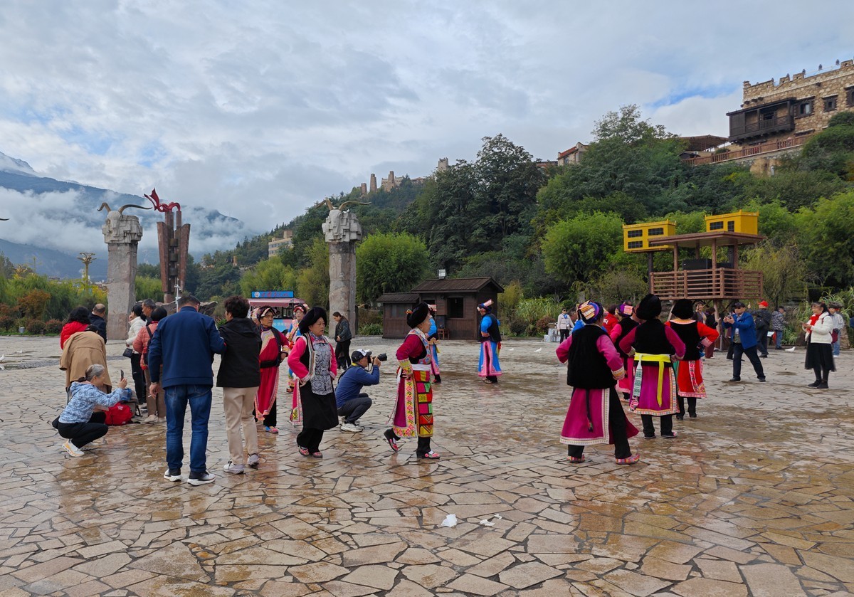 1112中国古羌城(局部)