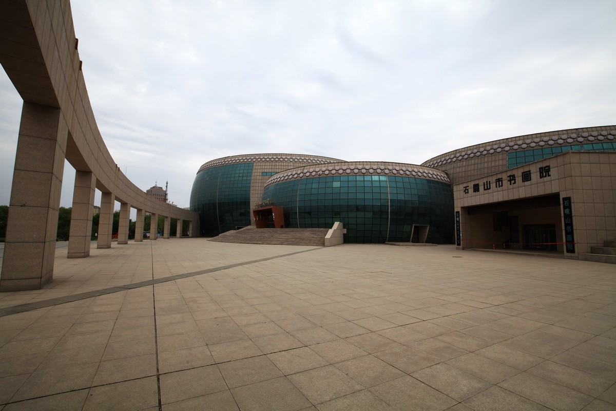 一组鼓型建筑物！