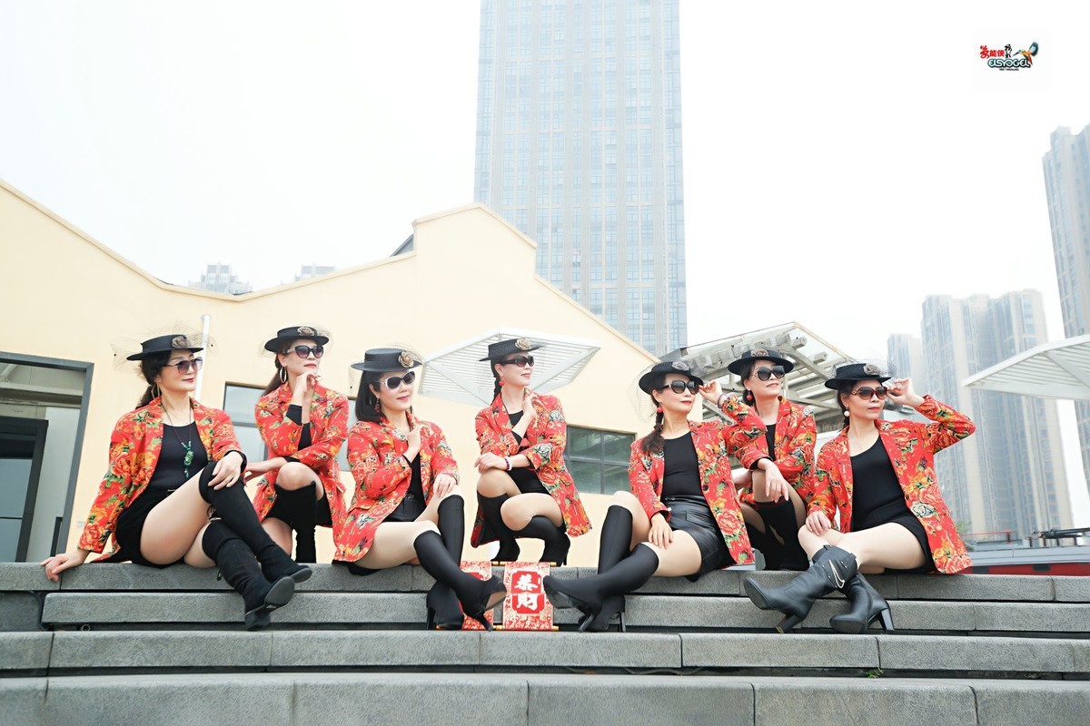 【新春七美女】---梁祝、蝴蝶、高妹、文文、卫红、小梅、清心