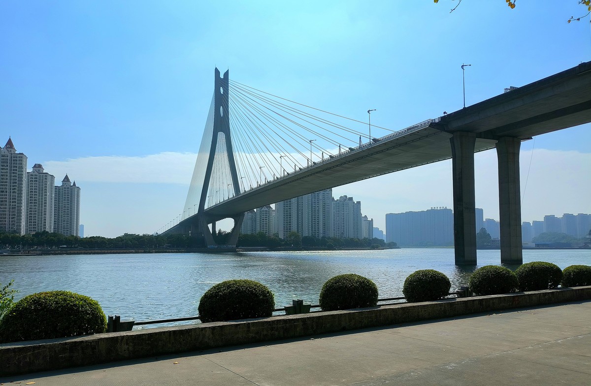 祝大家春节快乐！--大铜钱。