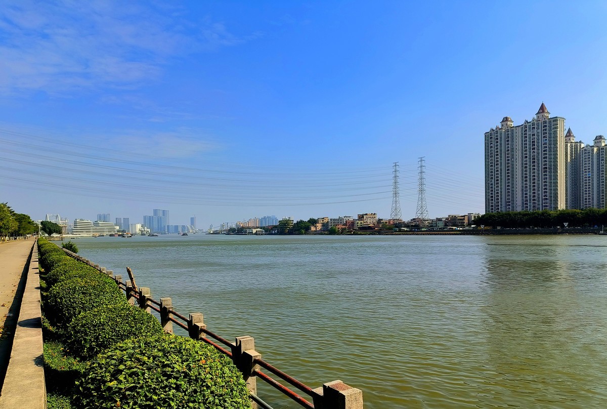 祝大家春节快乐！--大铜钱。