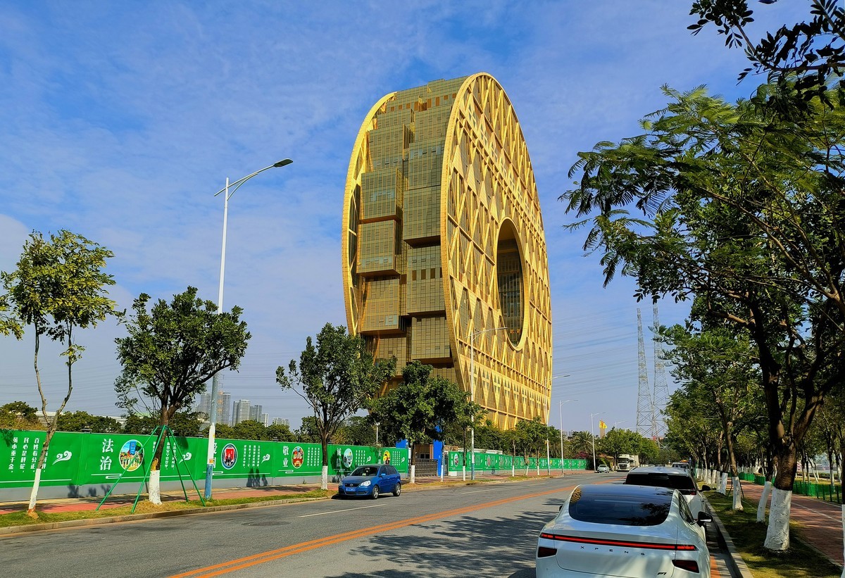 祝大家春节快乐！--大铜钱。