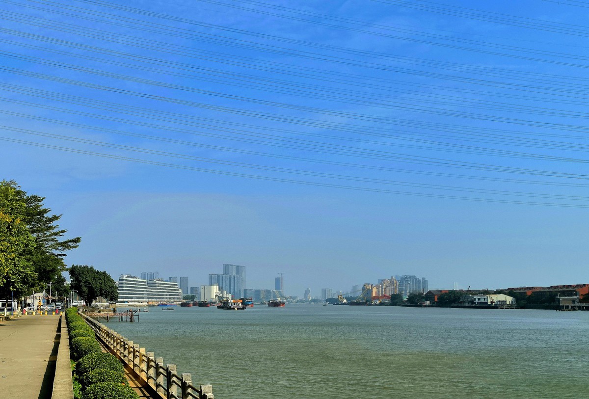 祝大家春节快乐！--大铜钱。