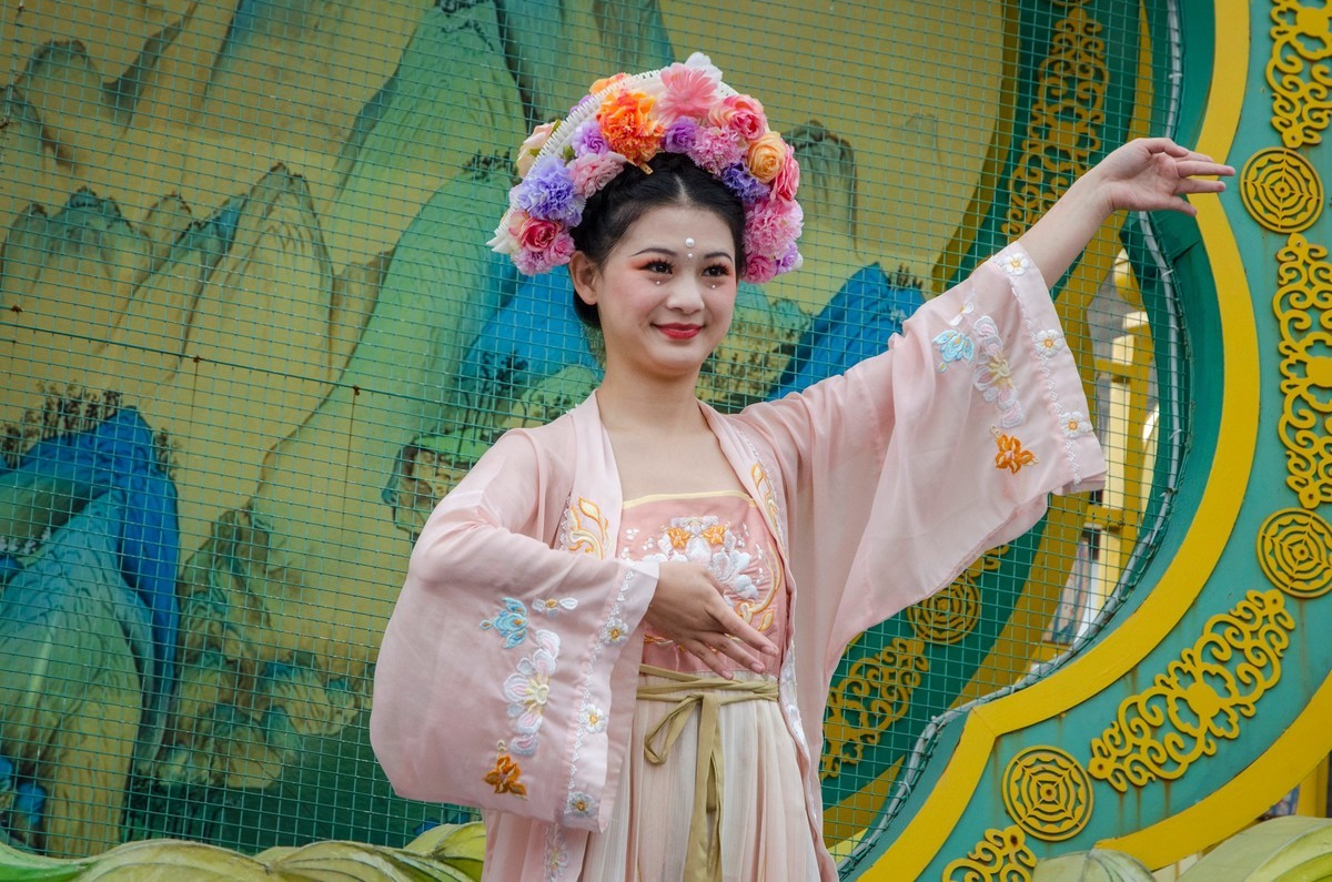 灯会演出人像（五）