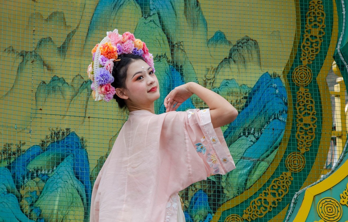 灯会演出人像（五）