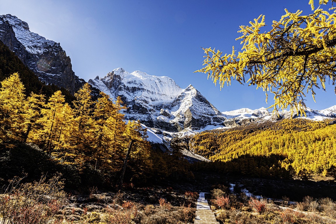 仙乃日--稻城亚丁三神山之首【2】告假帖