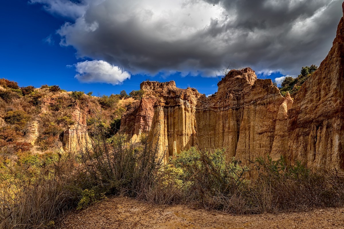 云南元谋 · 浪巴铺土林（2）