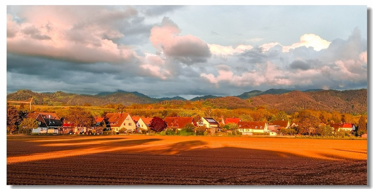 晚霞原野（南德）