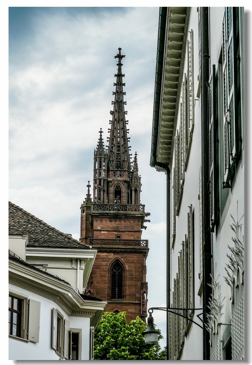 巴塞尔之--大教堂“主教坐堂”