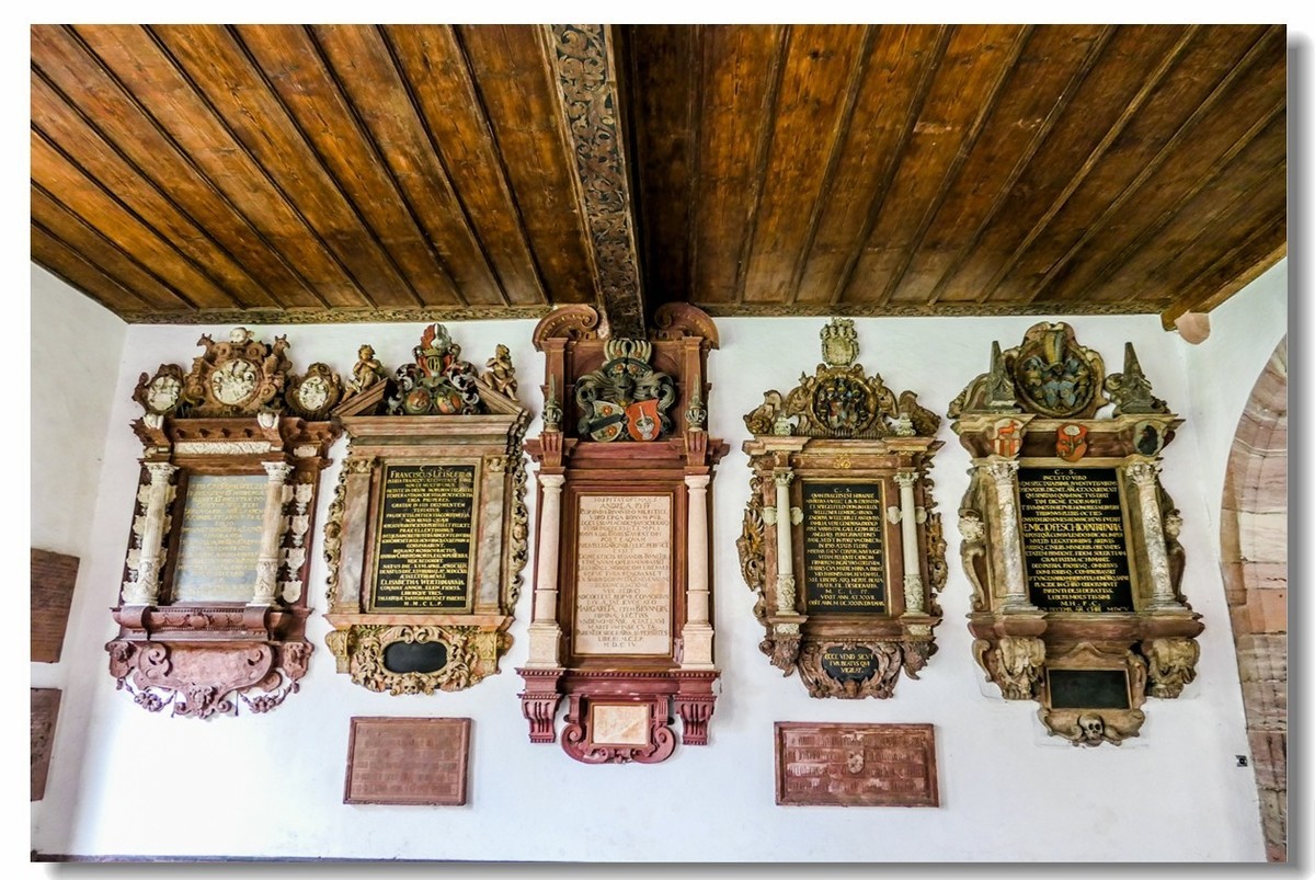 巴塞尔之--大教堂“主教坐堂”