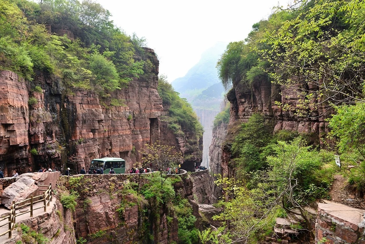 挂壁公路（河南辉县郭亮村）