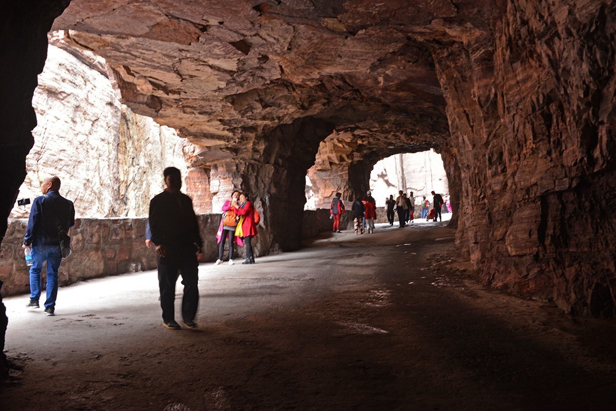 挂壁公路（河南辉县郭亮村）
