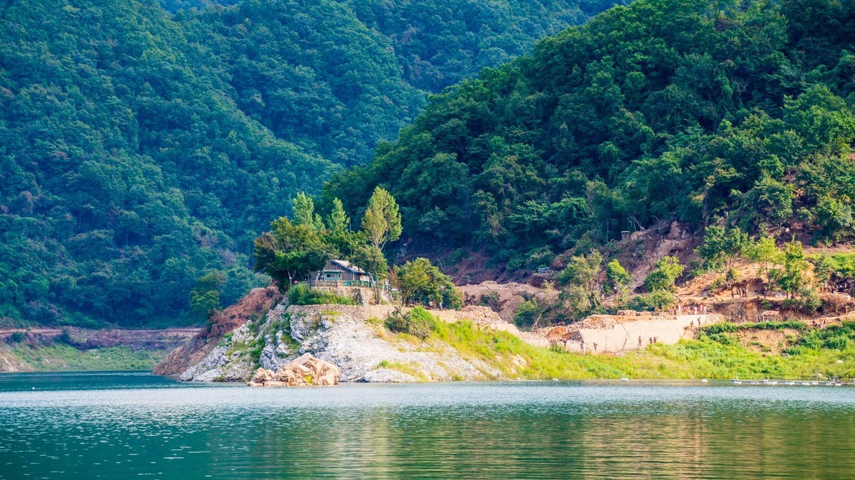 碧波荡漾水丰湖（一）