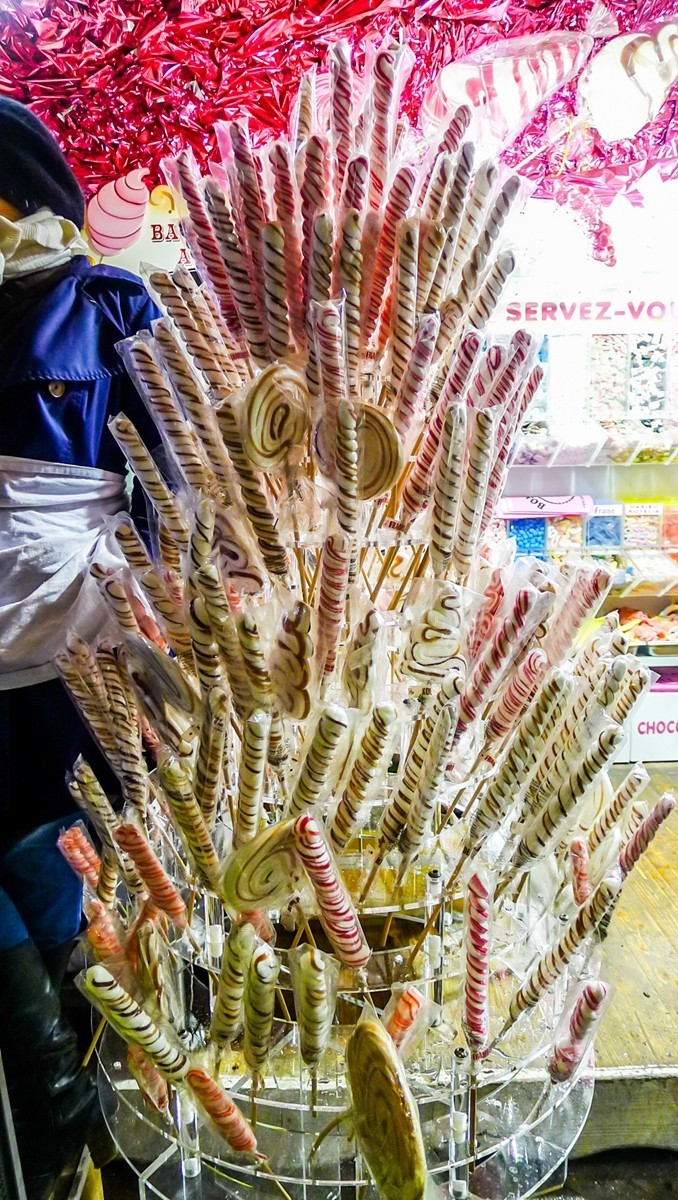 携“香街”夜摄，拜望“南京路”，祝师友春安！！！