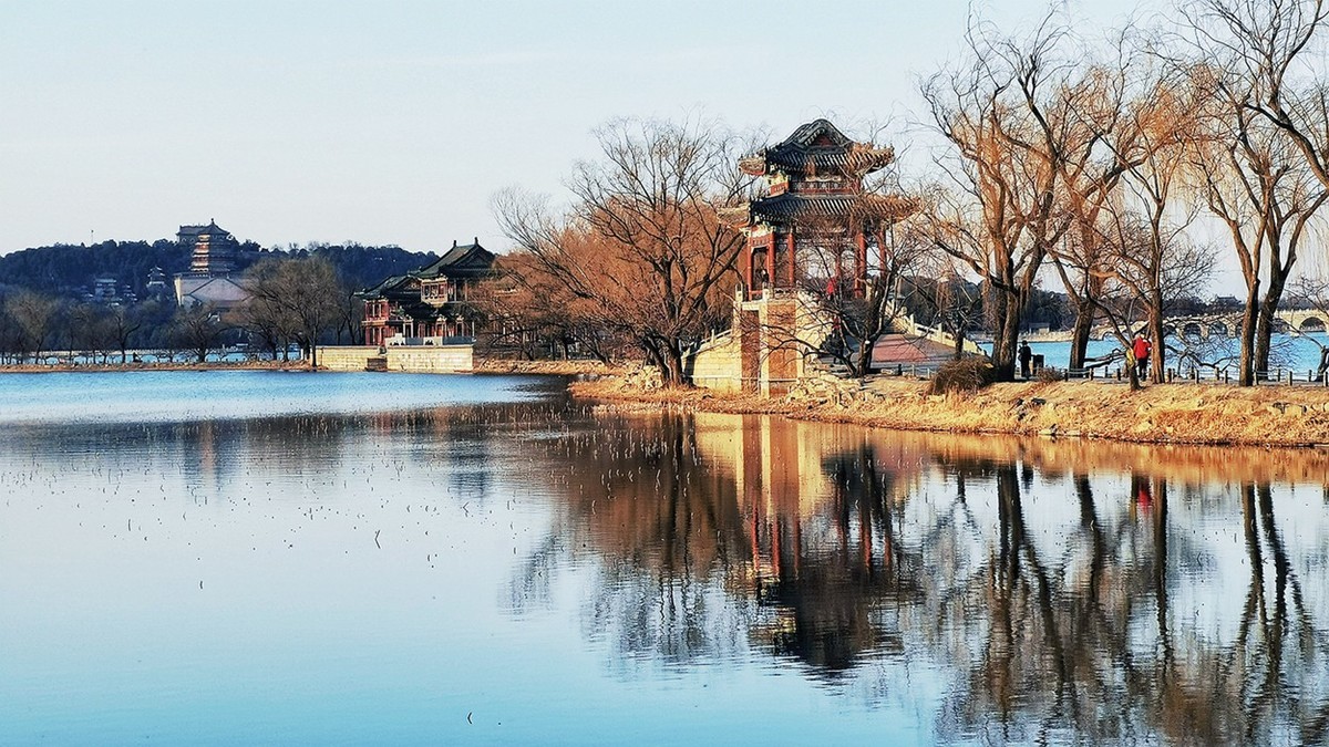 2022颐和园初春的晚霞（华为 mate 30）