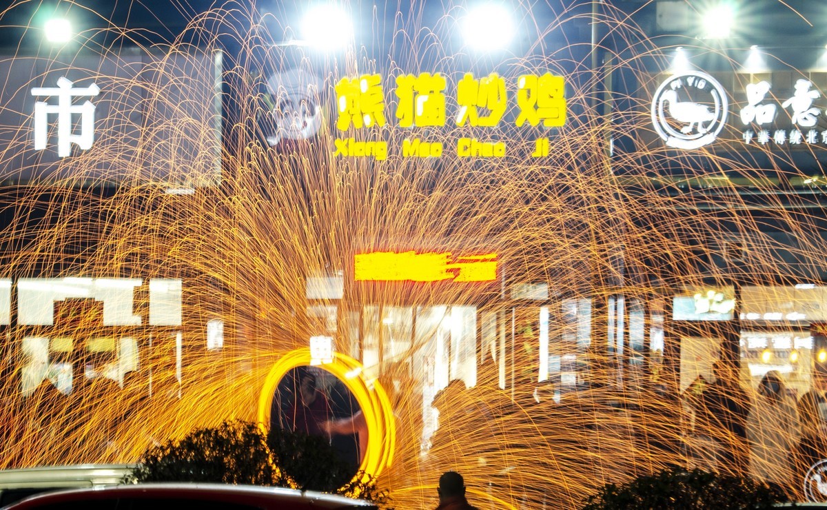 老机+新头试机（D7000+70-200电磁炮）