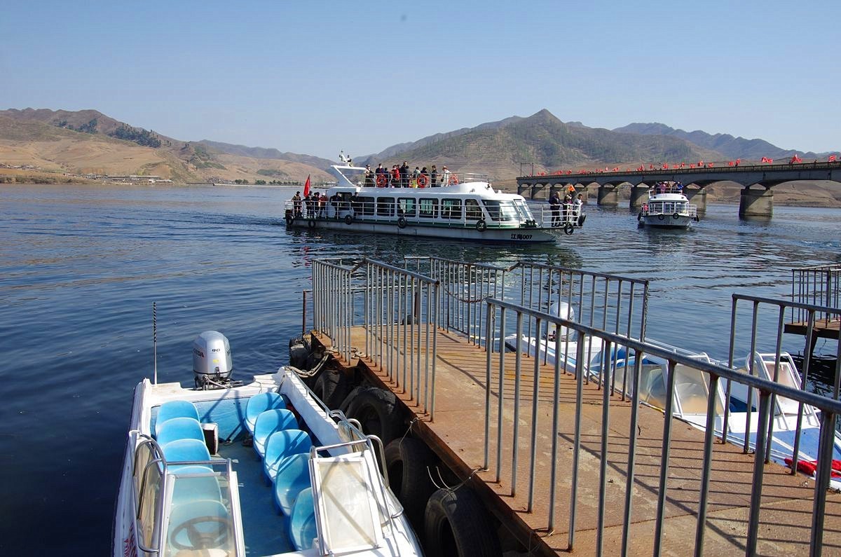 鸭绿江上看朝鲜-40P