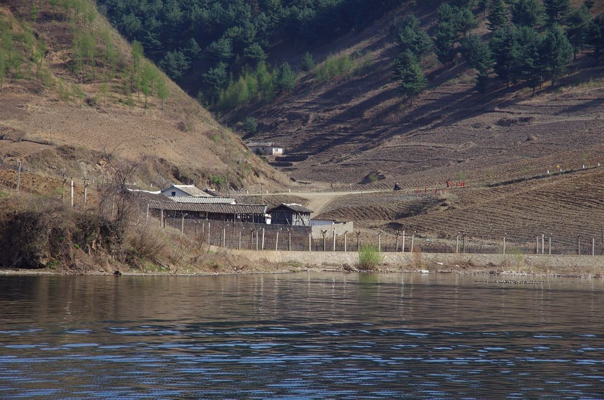 鸭绿江上看朝鲜-40P