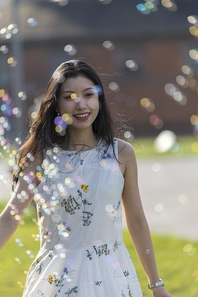 《多彩的青春》