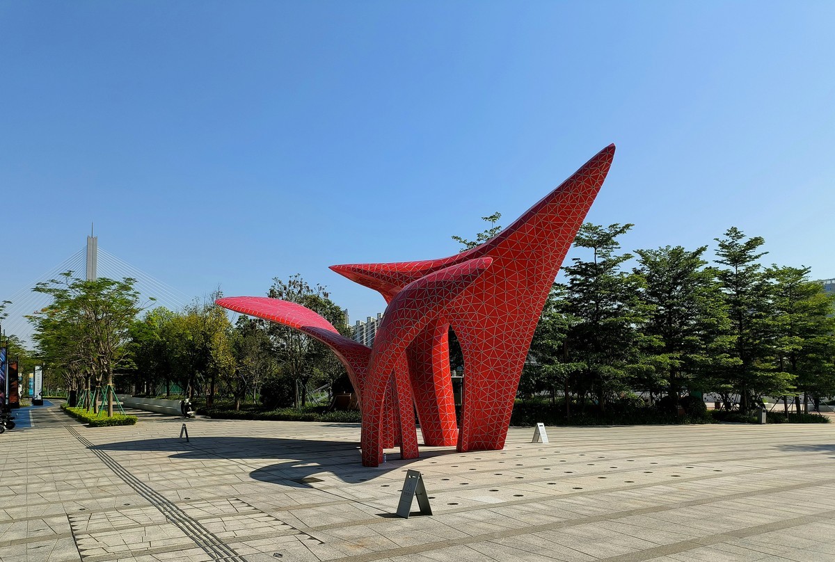 在芳村东塱江边闲逛。