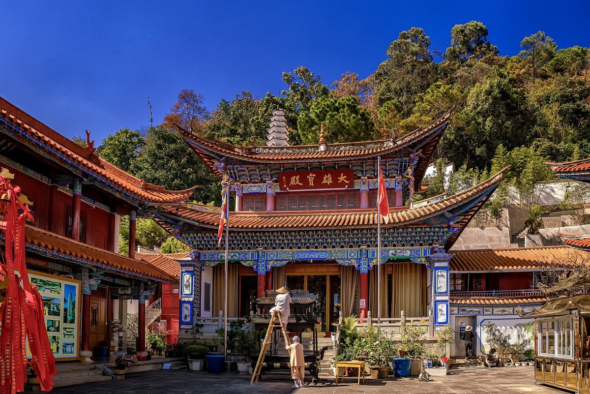 云南芒市 · 玉佛寺