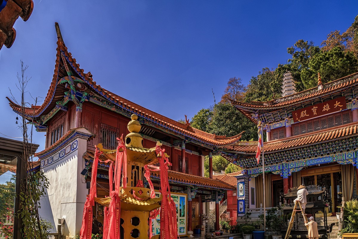 云南芒市 · 玉佛寺