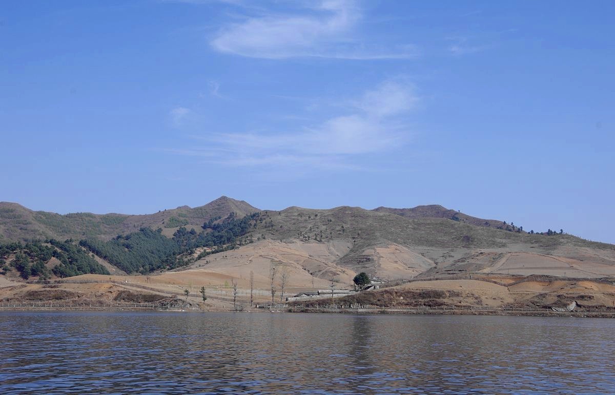 鸭绿江上看朝鲜-40P