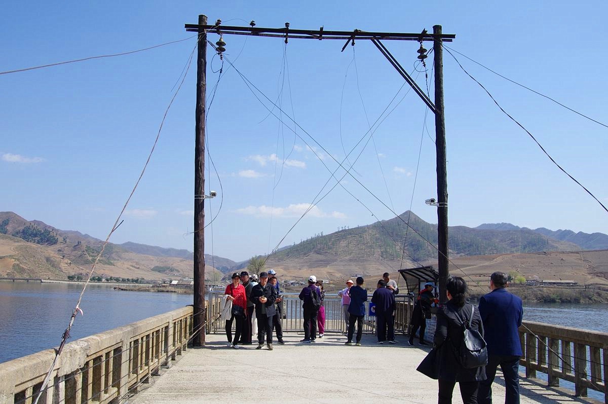 鸭绿江上看朝鲜-40P