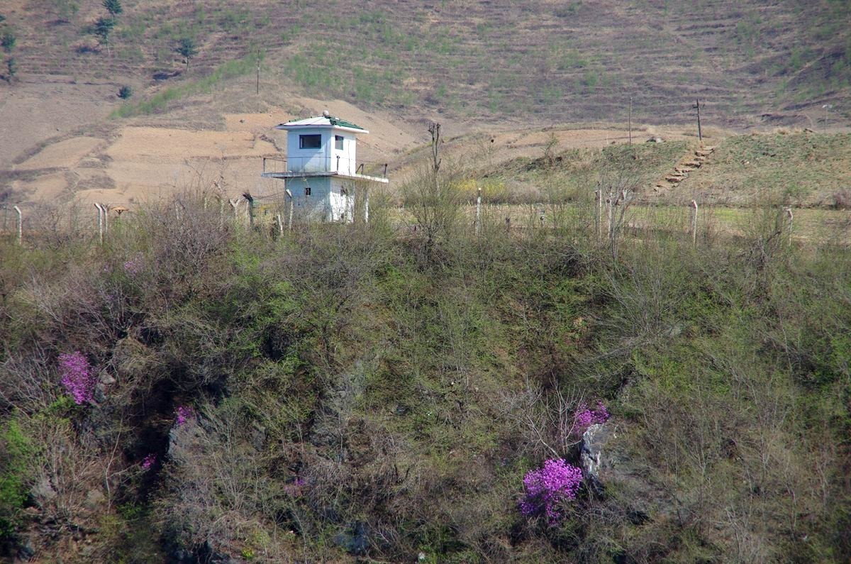 鸭绿江上看朝鲜-40P