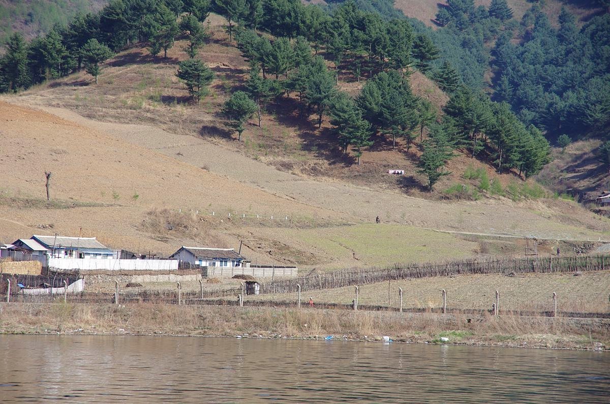 鸭绿江上看朝鲜-40P