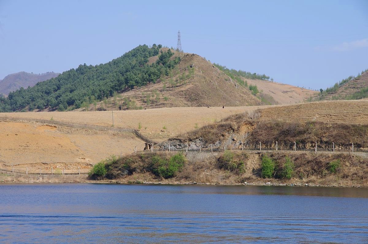 鸭绿江上看朝鲜-40P