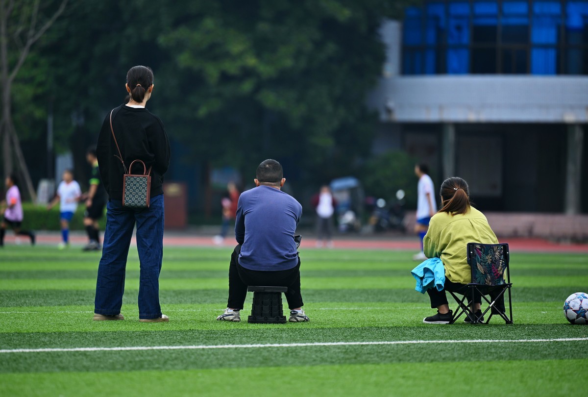 场内场外皆风景