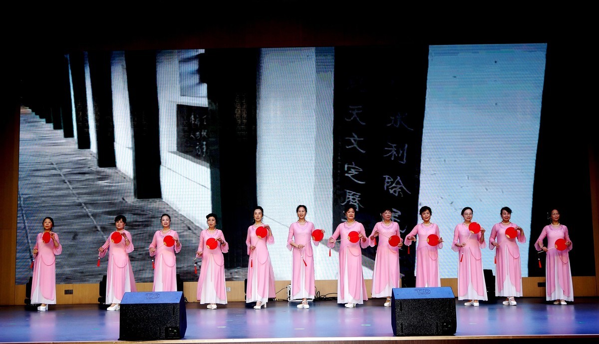 武汉《葆春之星》展演舞台剧照！