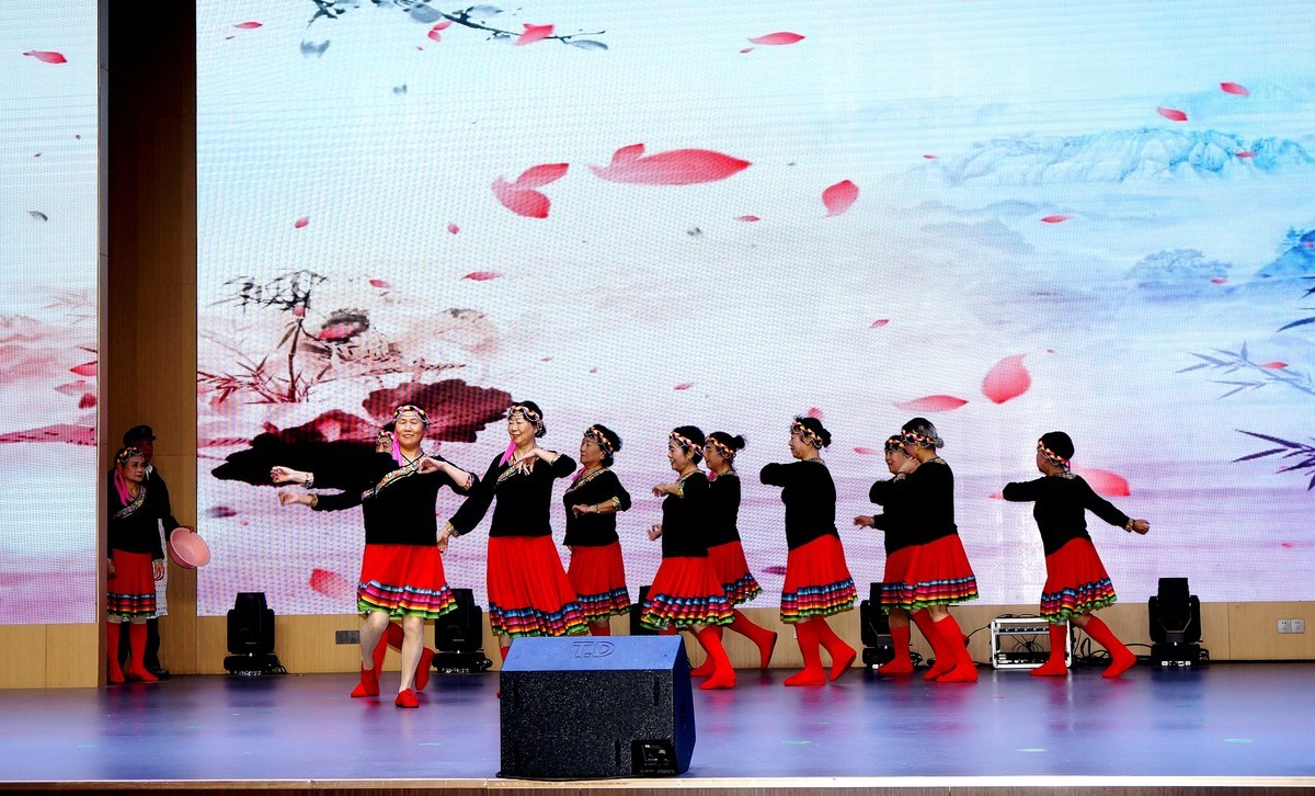 武汉《葆春之星》展演舞台剧照！