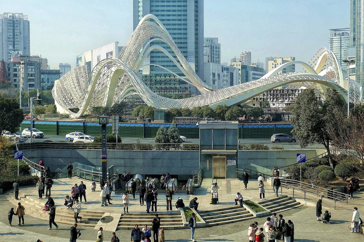 光谷广场的地下