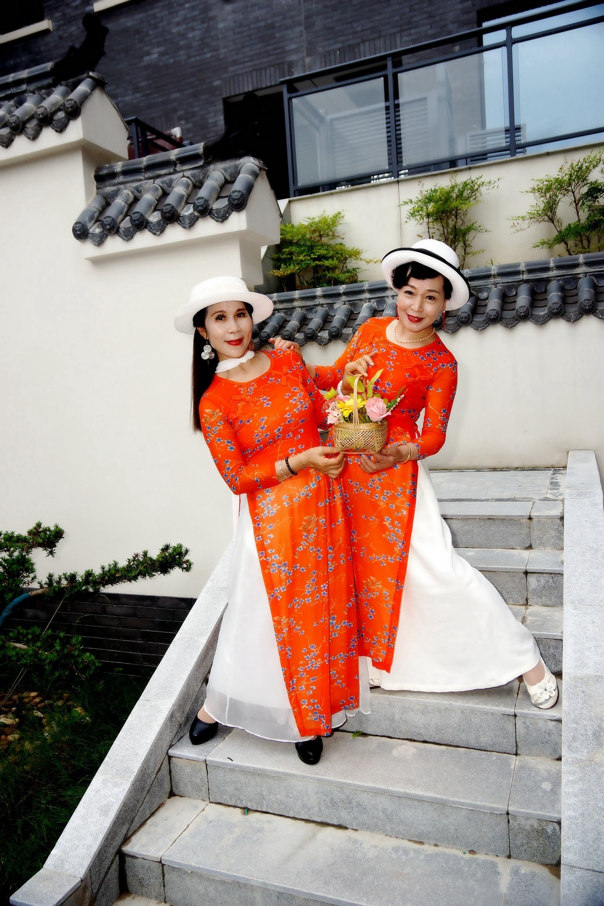 环境人像---黄陂天池雅园休闲游的美女！