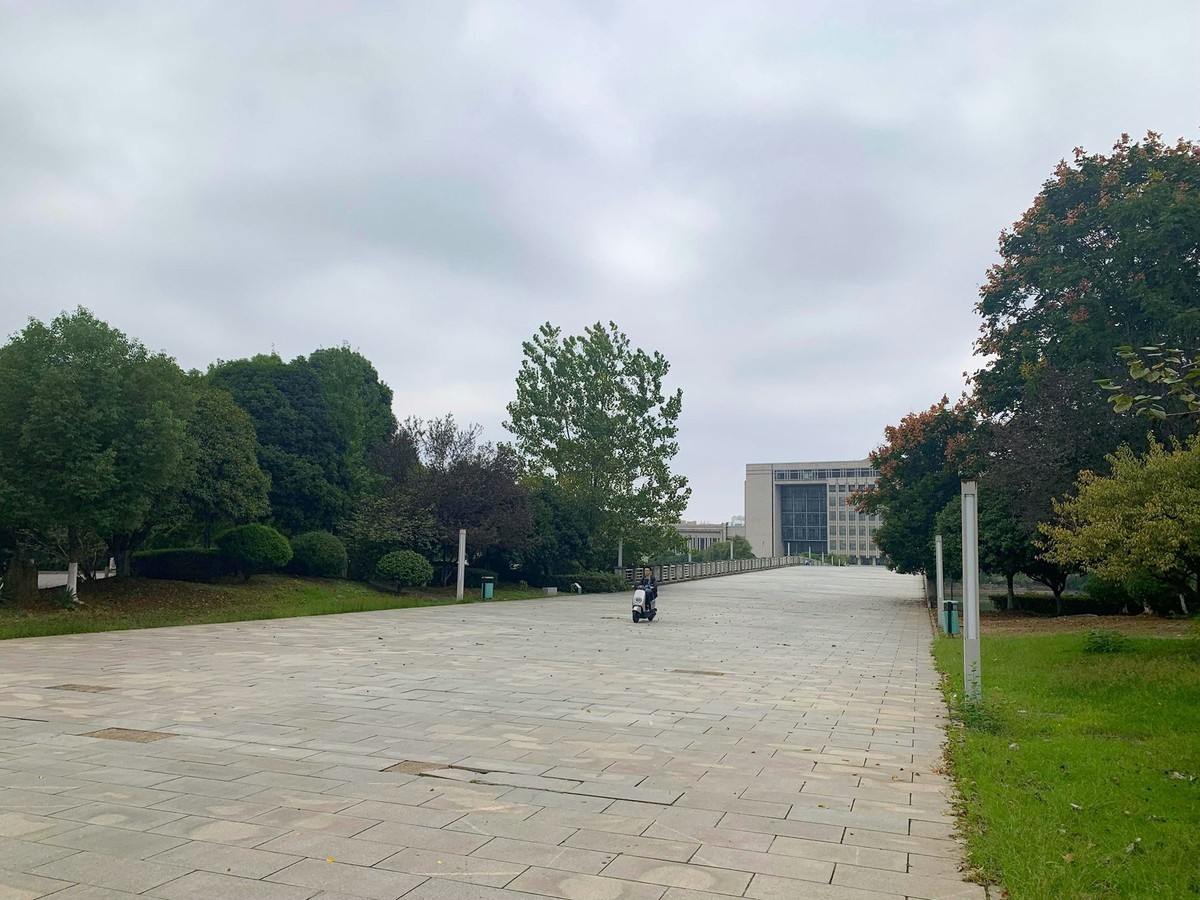 中南大学新校区1[手机版]