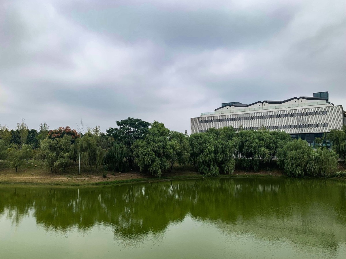 中南大学新校区1[手机版]