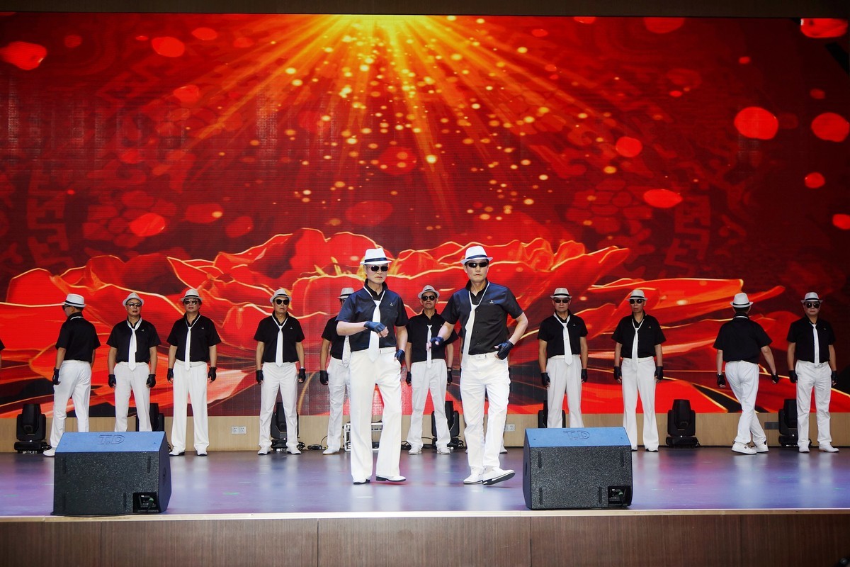 武汉《葆春之星》展演舞台剧照！