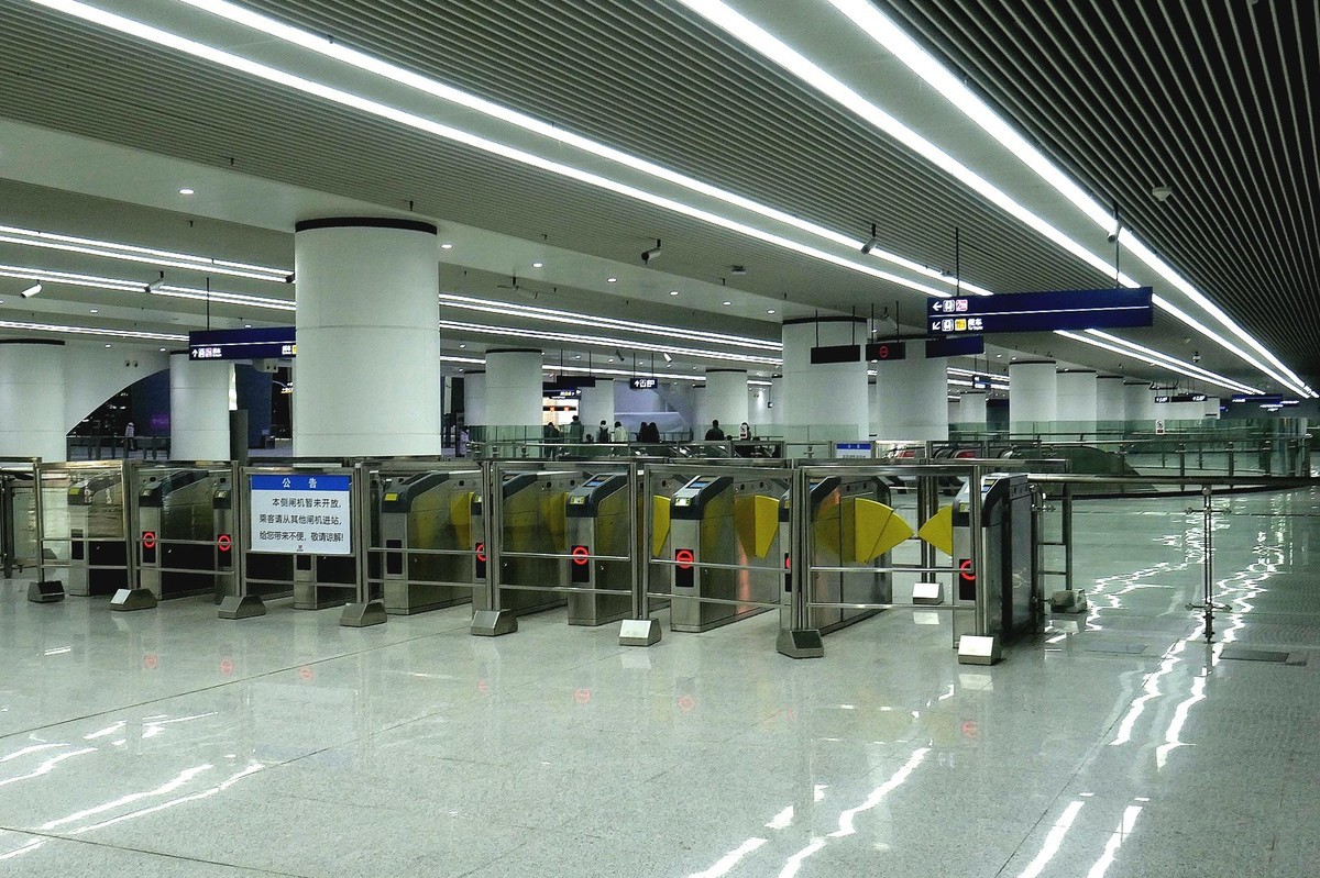 光谷广场的地下