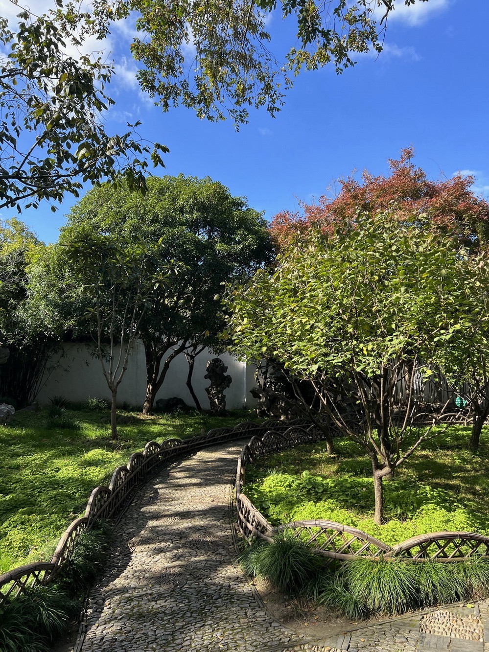 姑苏掠影 . 孙女随拍    2 。