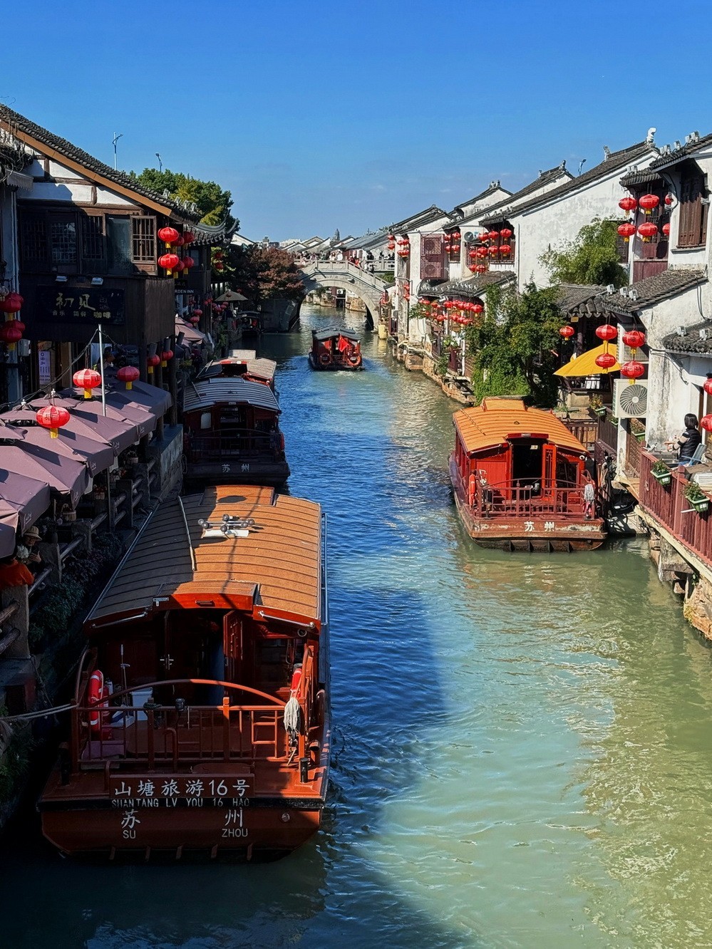 姑苏掠影 . 孙女随拍    2 。