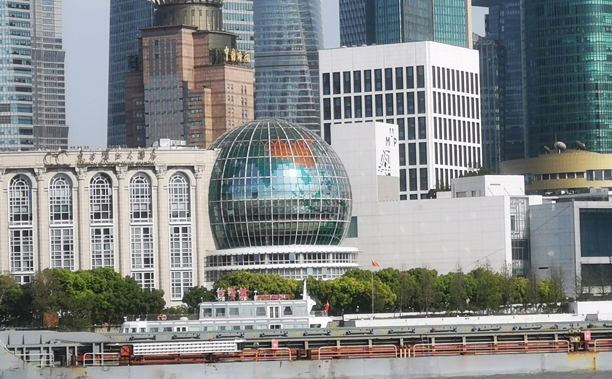 璀璨夺目折星辉