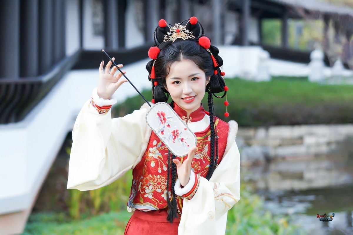 【可爱少女】---君君