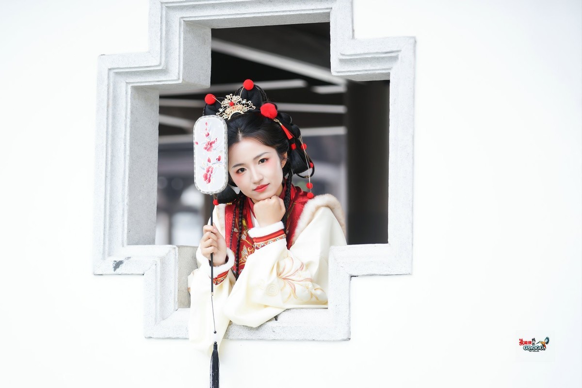 【可爱少女】---君君