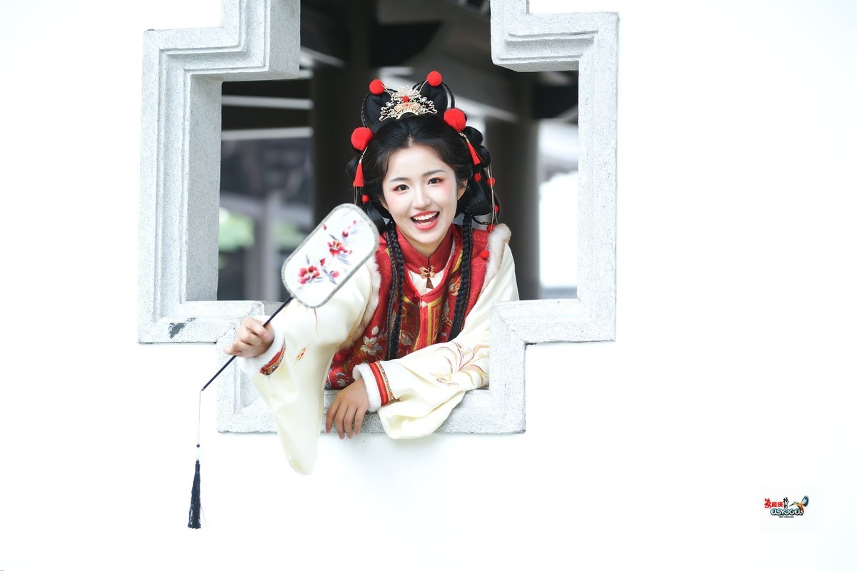 【可爱少女】---君君