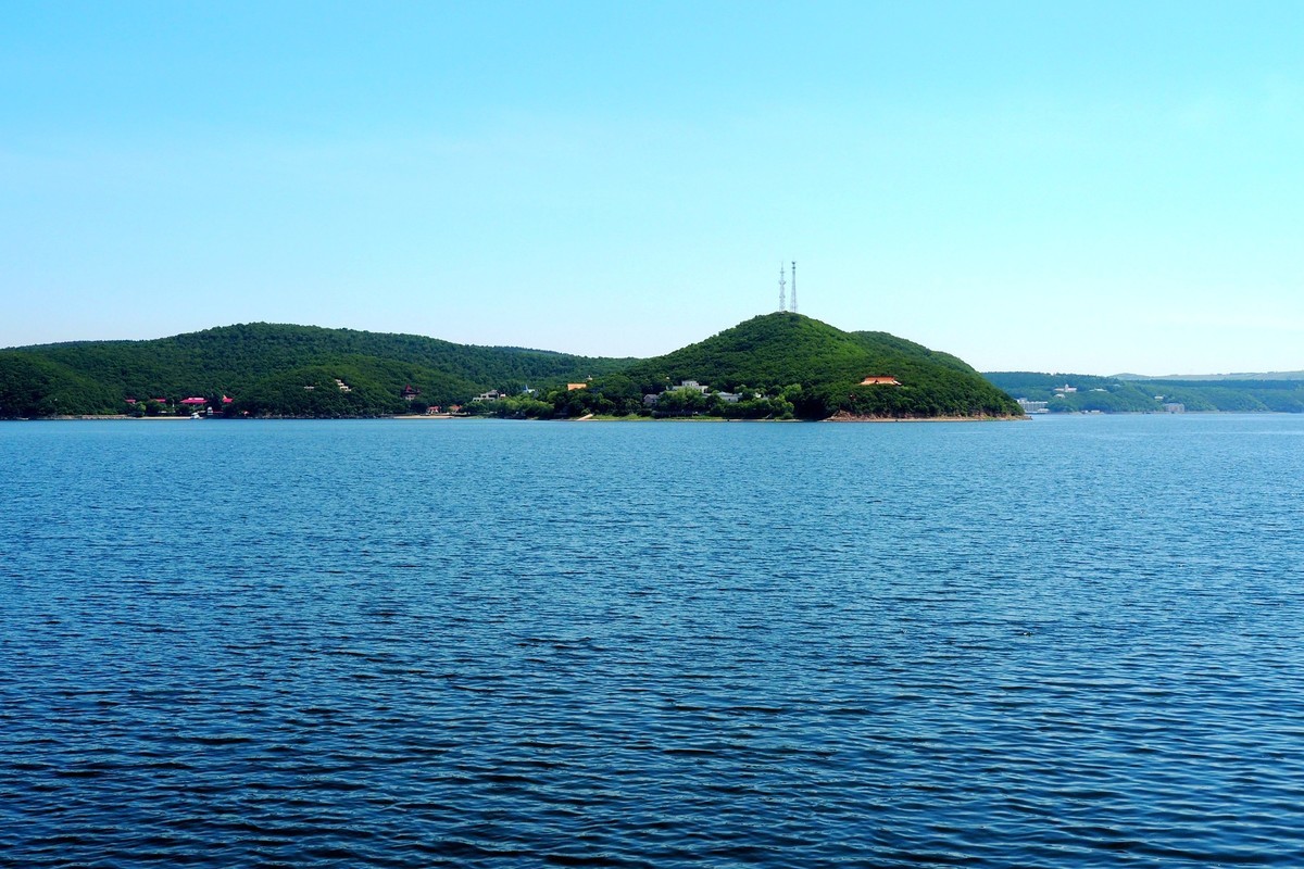 镜泊湖鹿苑岛度假山庄2