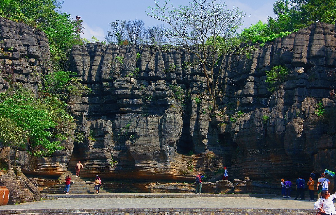 节日帖，庆五一劳动节《旅游抓拍片》祝大家节日愉快万事如意！