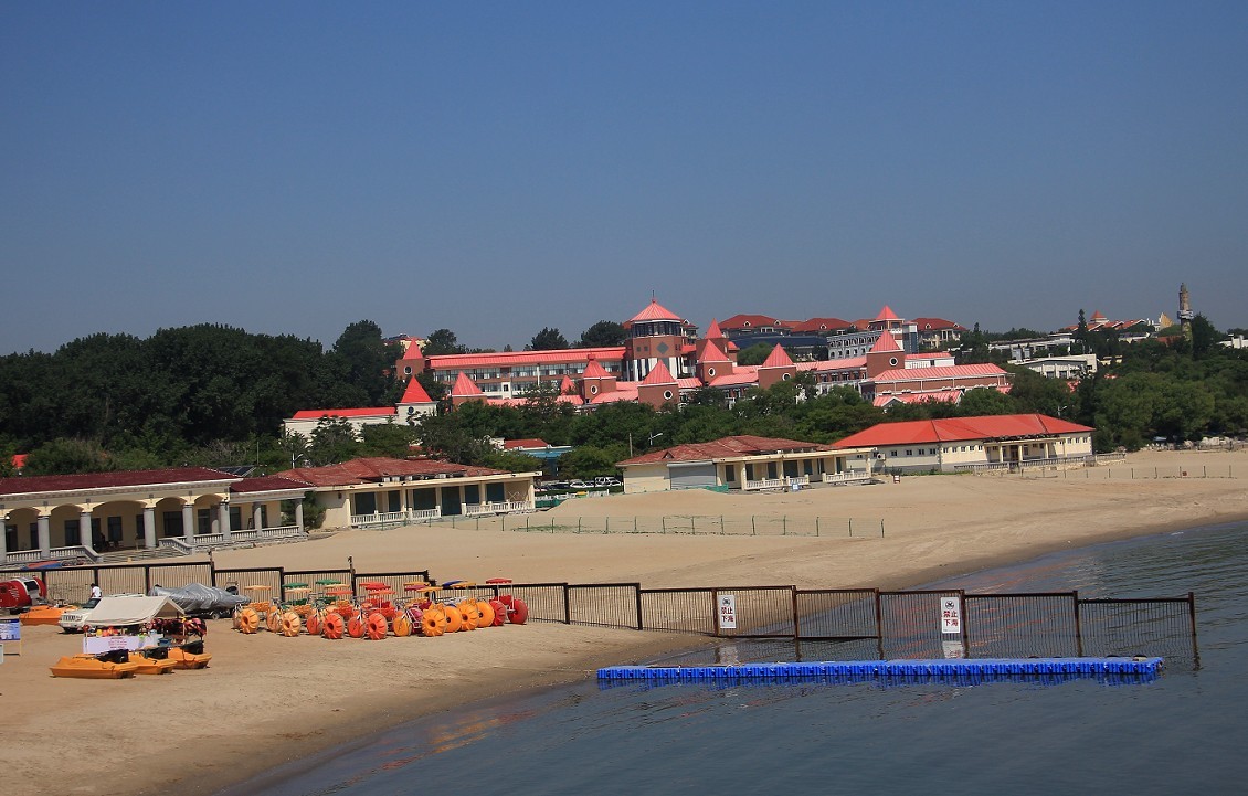 报到帖大爷就是老了天一热只剩下喘气得劲了好久没上贴了终于凉快点了赶紧上一贴哈哈！